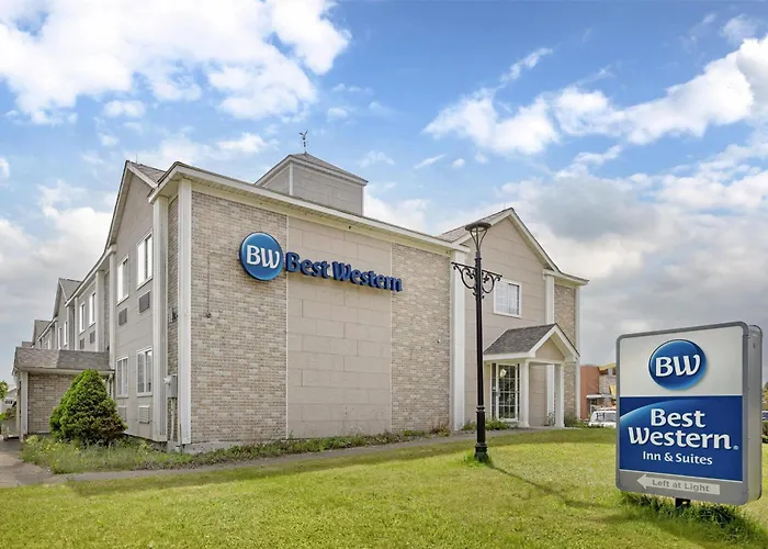 Jacuzzi hotel: Best Western Cooperstown